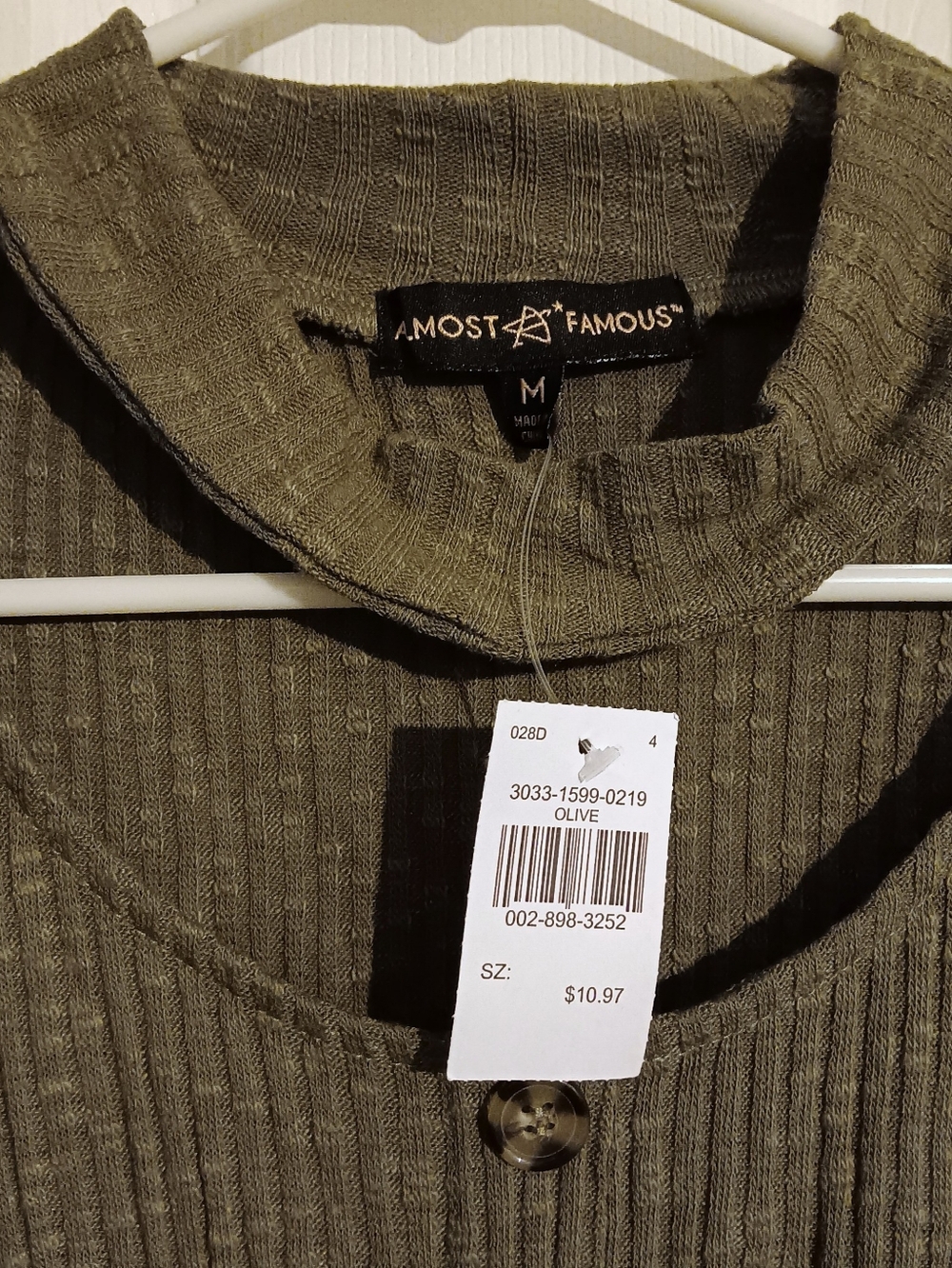 NWT Olive Ribbed Knit Button Front Top - Picture 4 of 5